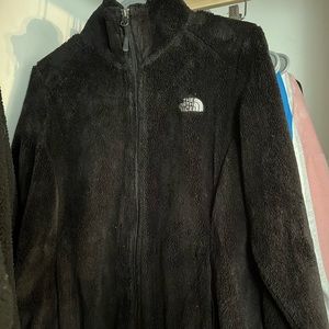 Black North Face jacket🖤